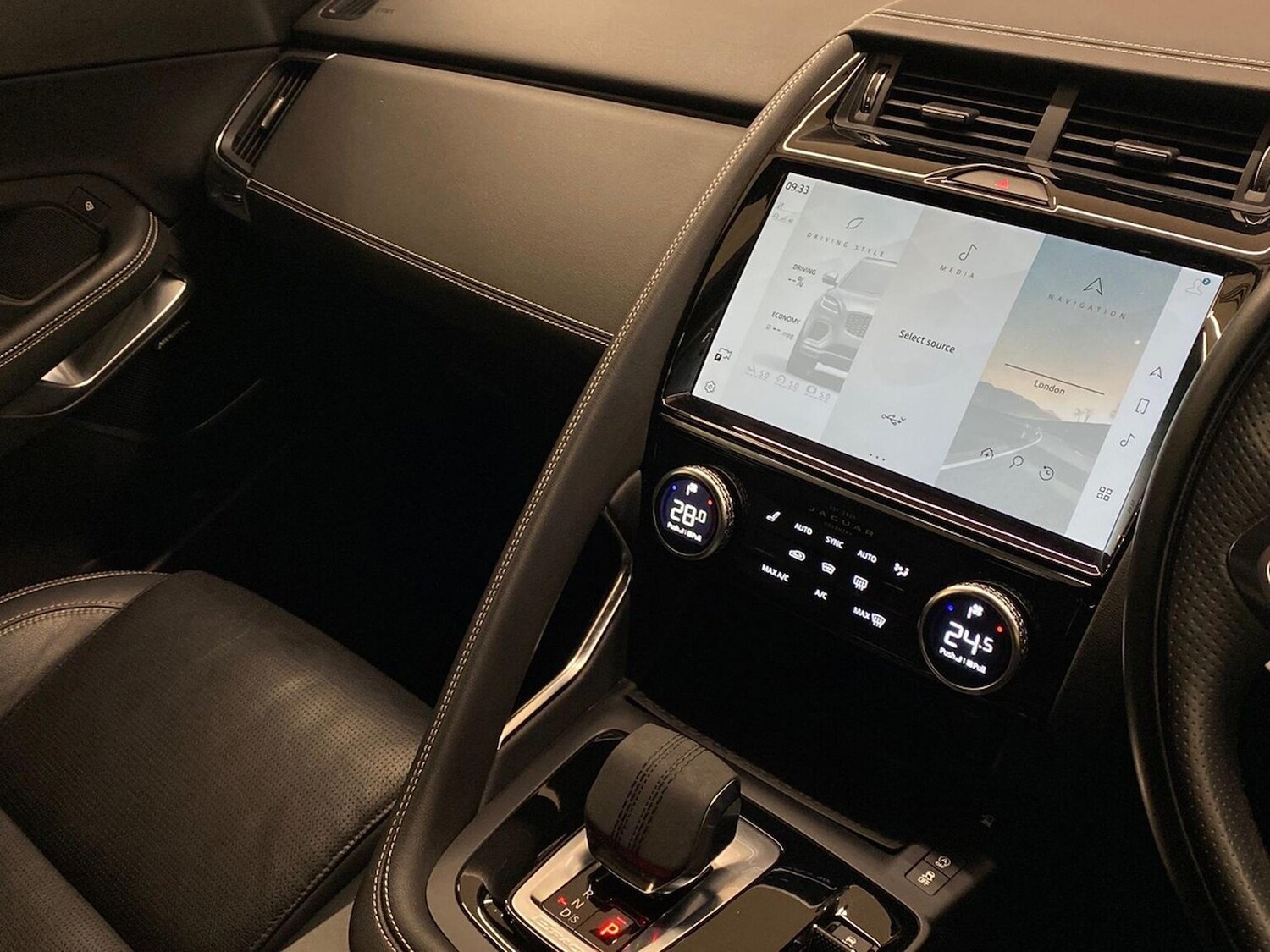 Used Jaguar E-Pace 2021 for sale - 77487653: Photo 32