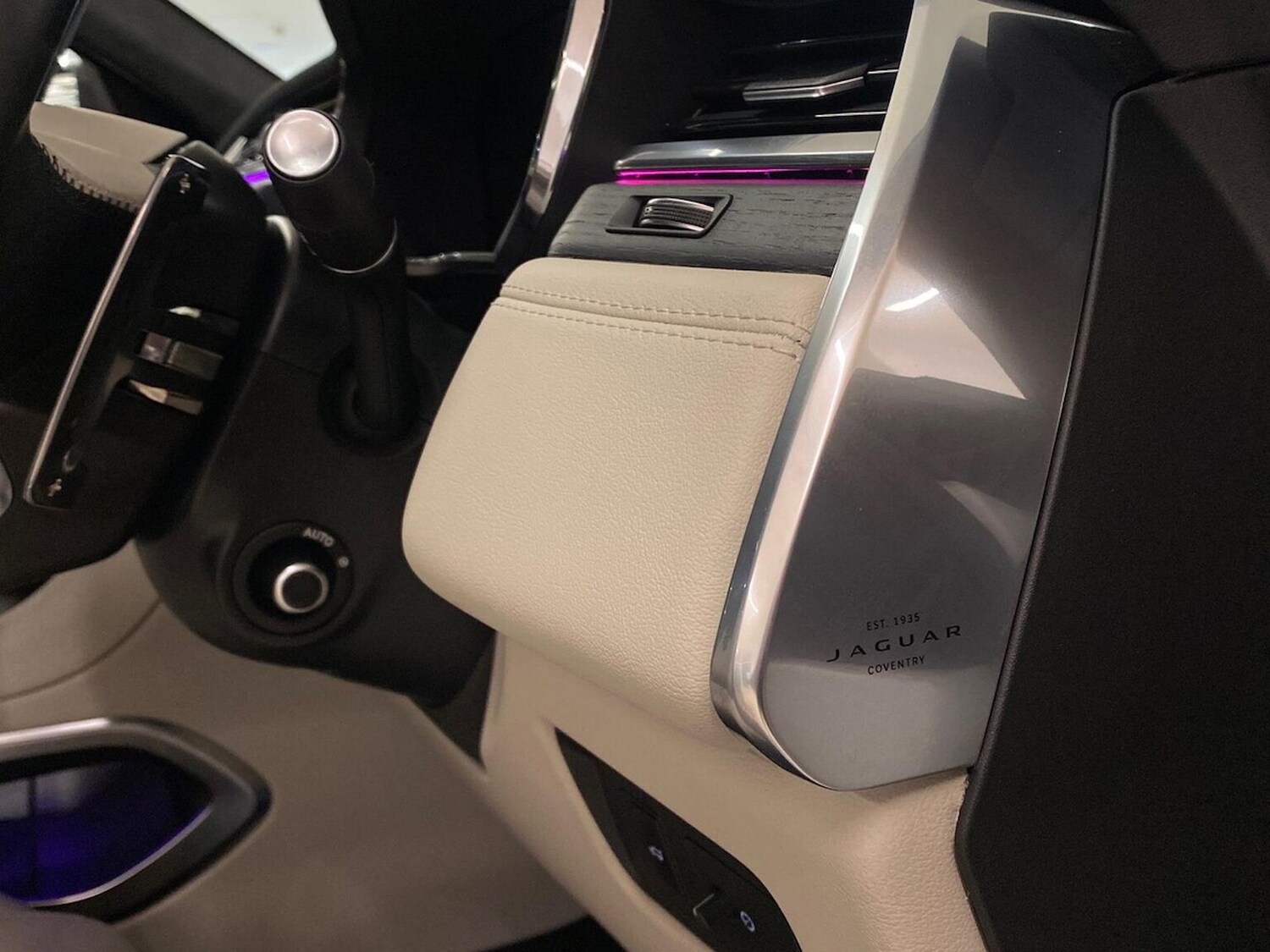 Used Jaguar F-Pace 2024 for sale - 78193926: Photo 40