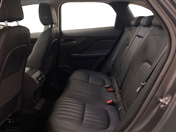 Used Jaguar F-Pace 2020 for sale - 75907345: Photo