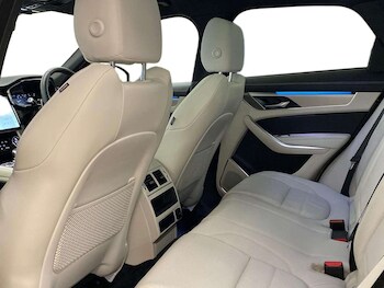 Used Jaguar F-Pace 2023 for sale - 78310751: Photo