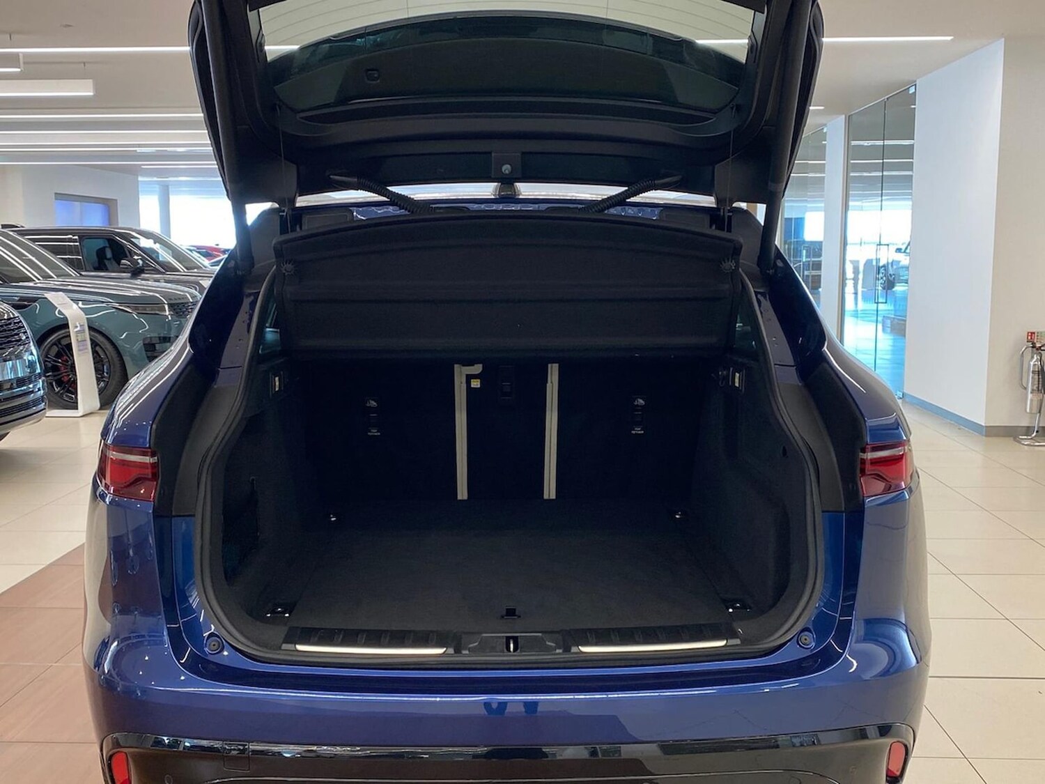 Used Jaguar F-Pace 2021 for sale - 78193877: Photo 12