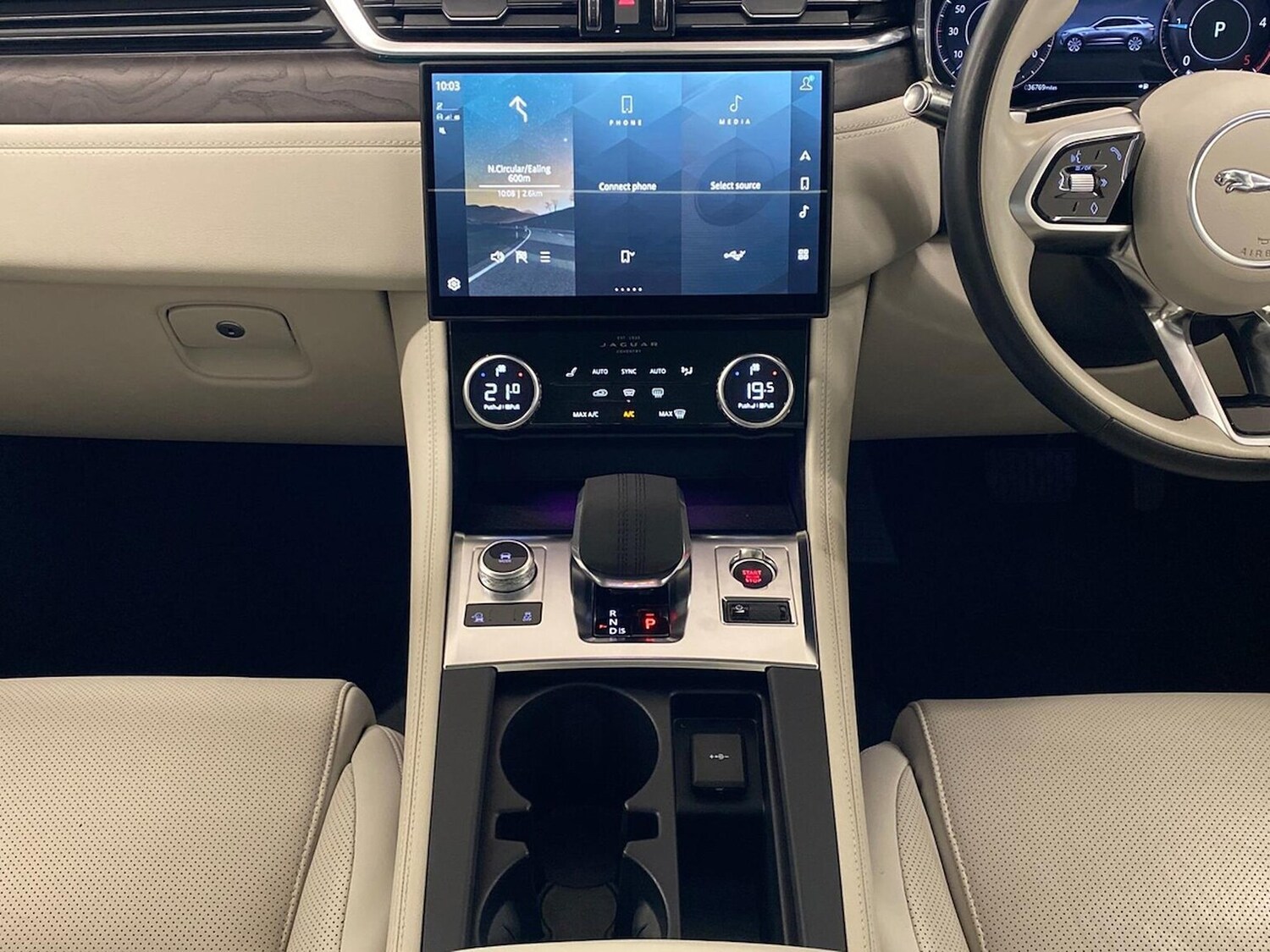 Used Jaguar F-Pace 2021 for sale - 78193877: Photo 16