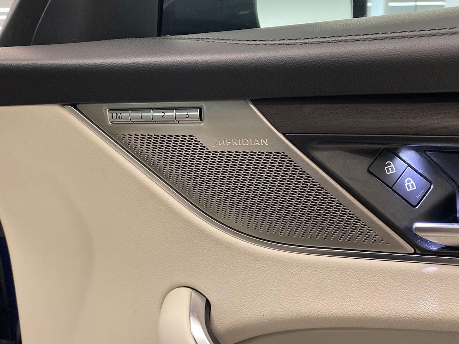 Used Jaguar F-Pace 2021 for sale - 78193877: Photo 31