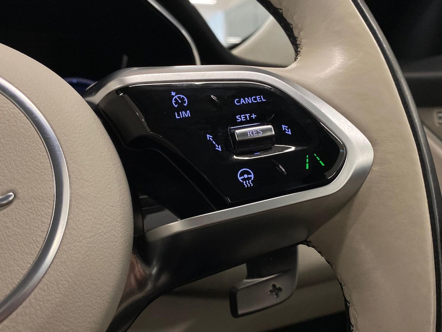 Used Jaguar F-Pace 2021 for sale - 78193877: Photo 34