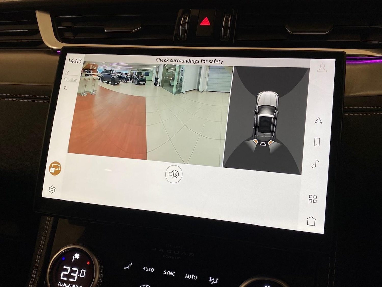 Used Jaguar F-Pace 2023 for sale - 76613618: Photo 12