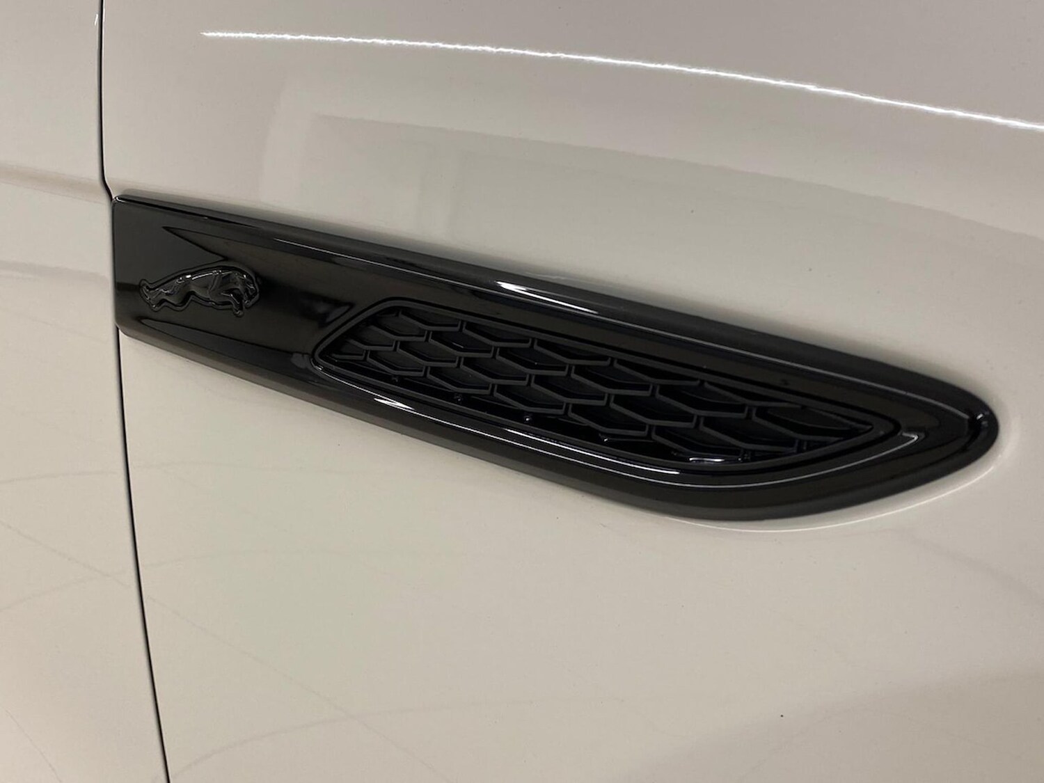 Used Jaguar F-Pace 2023 for sale - 76613618: Photo 20