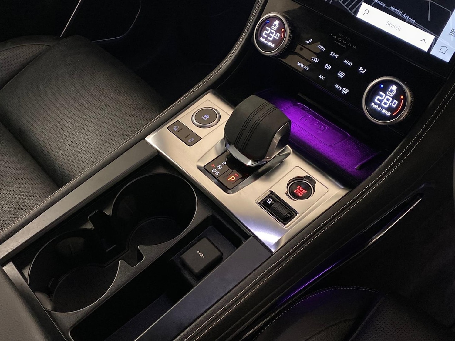 Used Jaguar F-Pace 2023 for sale - 76613618: Photo 34