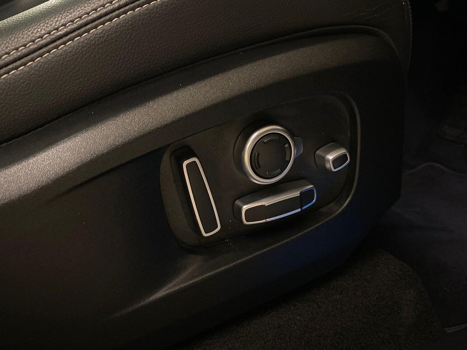 Used Jaguar F-Pace 2021 for sale - 77487596: Photo 28