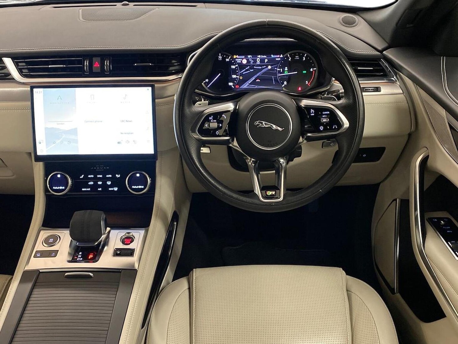 Used Jaguar F-Pace 2022 for sale - 77530581: Photo 17