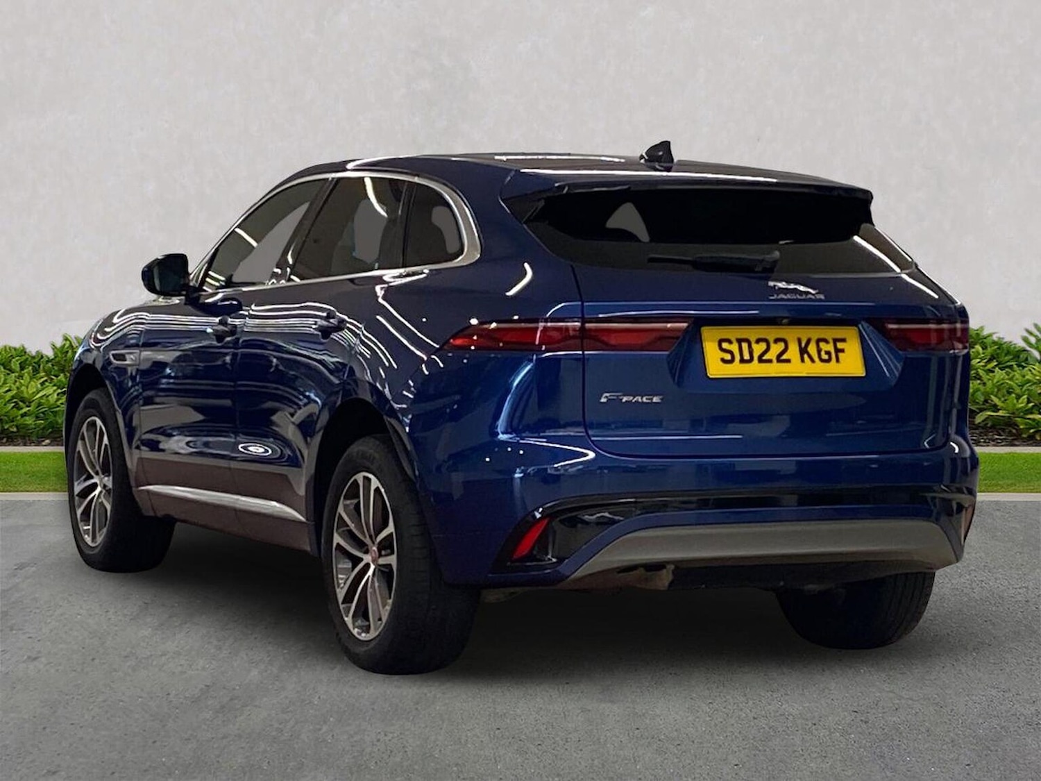 Used Jaguar F-Pace 2022 for sale - 77530581: Photo 2