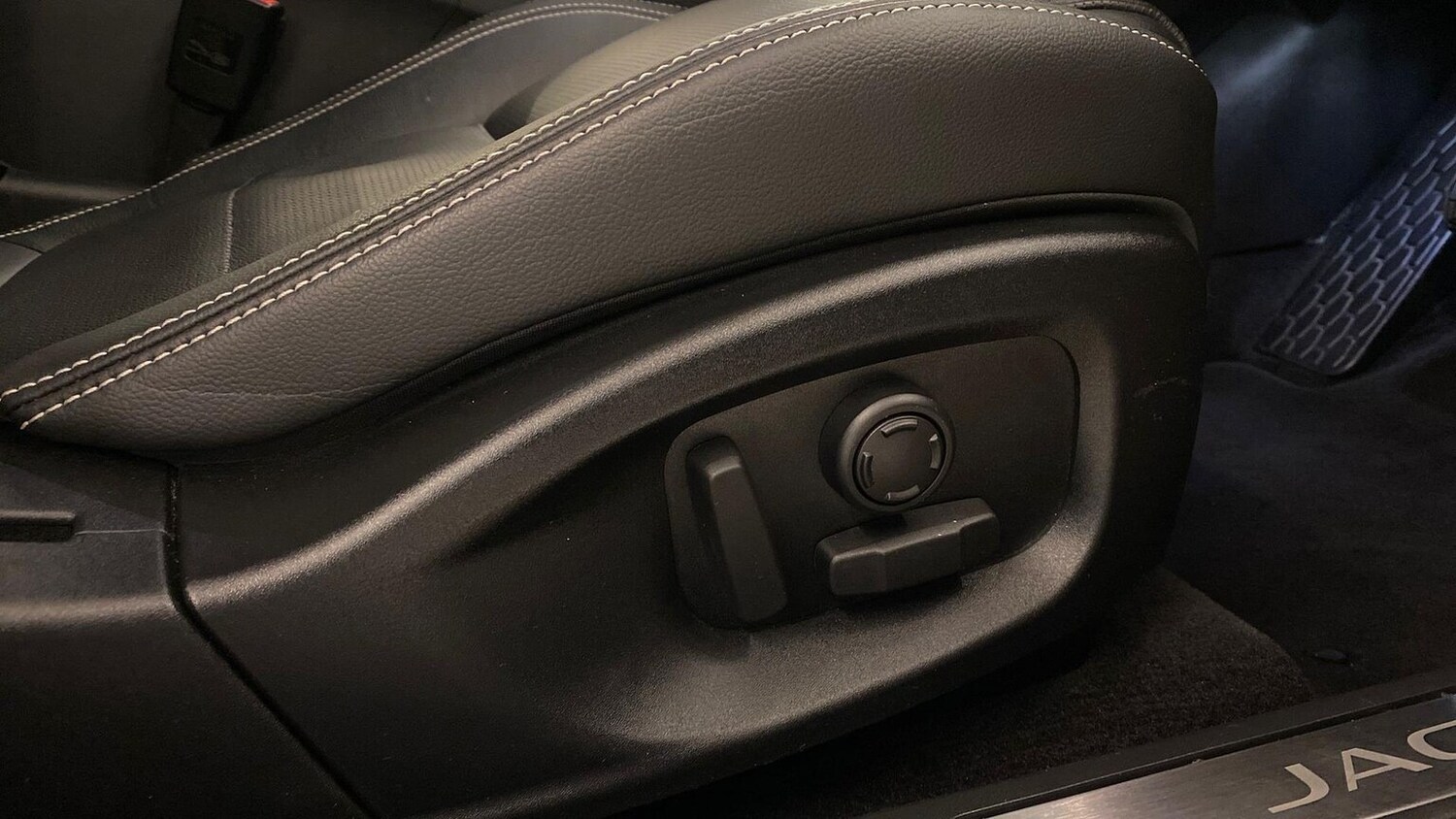 Used Jaguar I-Pace 2025 for sale - 78151009: Photo 28