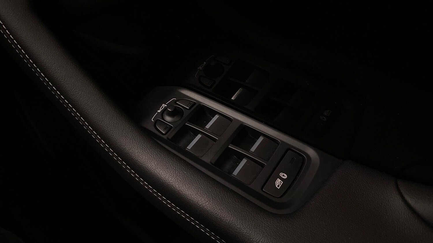 Used Jaguar I-Pace 2025 for sale - 78151009: Photo 32