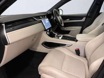 Used Jaguar F-Pace 2024 for sale - 78434270: Photo