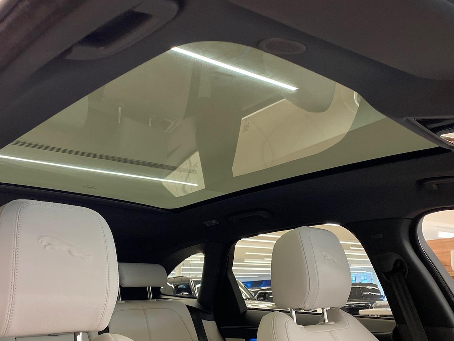 Used Jaguar F-Pace 2023 for sale - 77873662: Photo 21