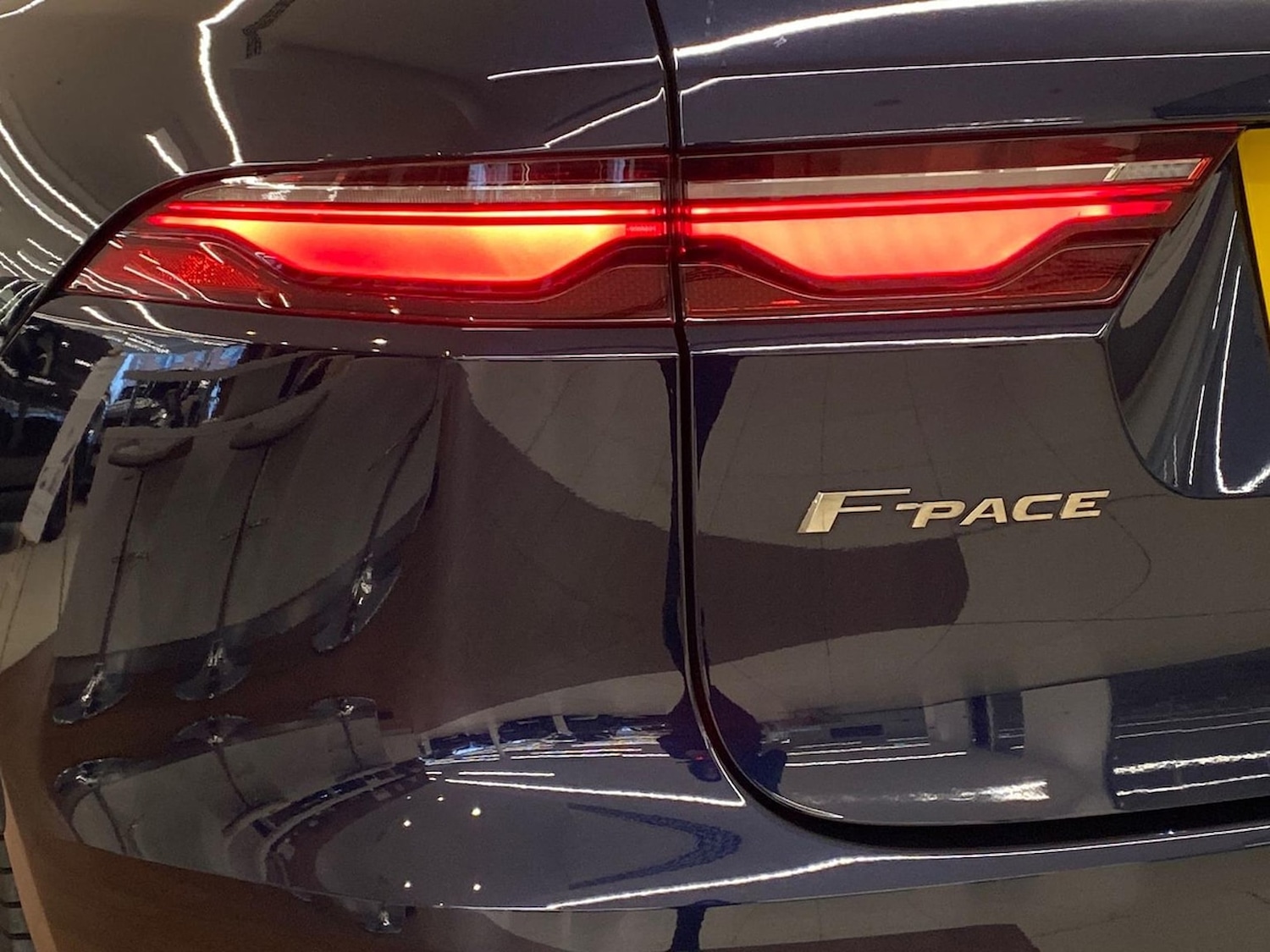 Used Jaguar F-Pace 2023 for sale - 77873662: Photo 25