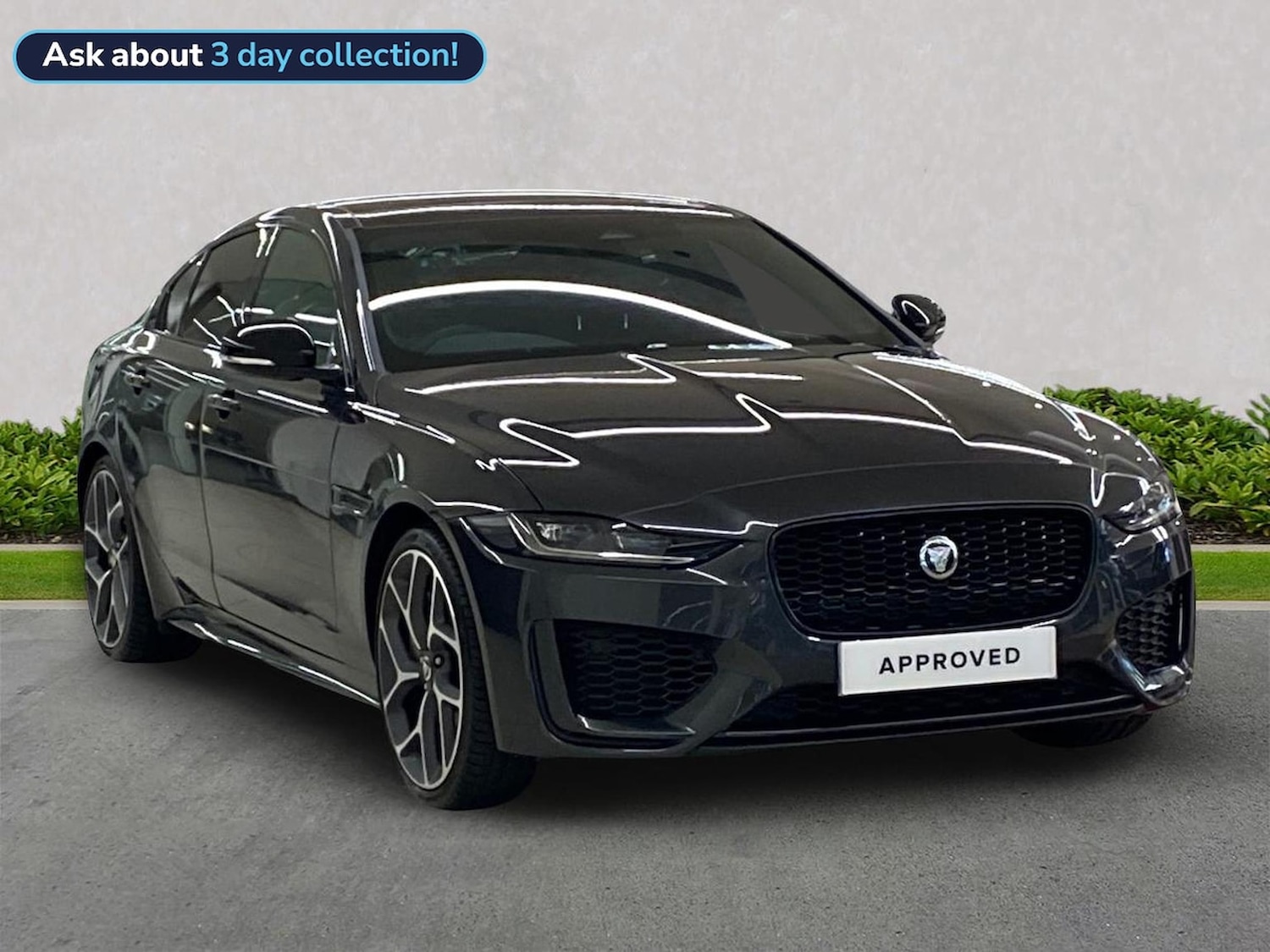 Used Jaguar XE 2023 for sale - 76357878: Photo 1