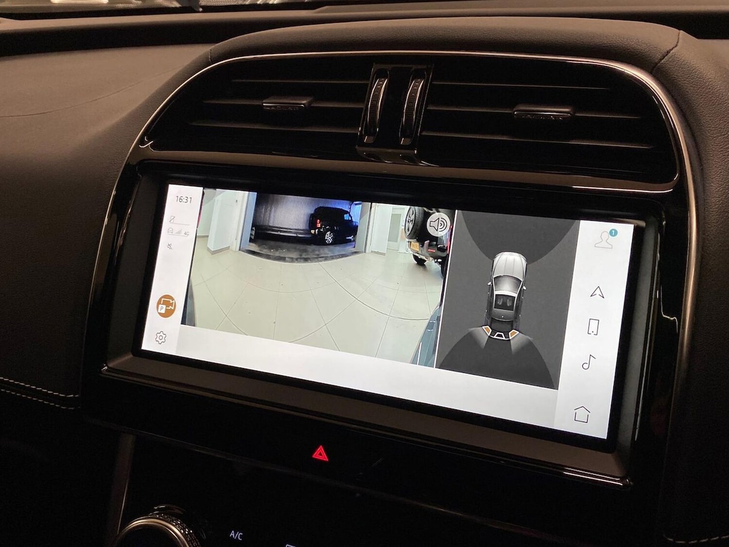 Used Jaguar XE 2023 for sale - 76357878: Photo 12