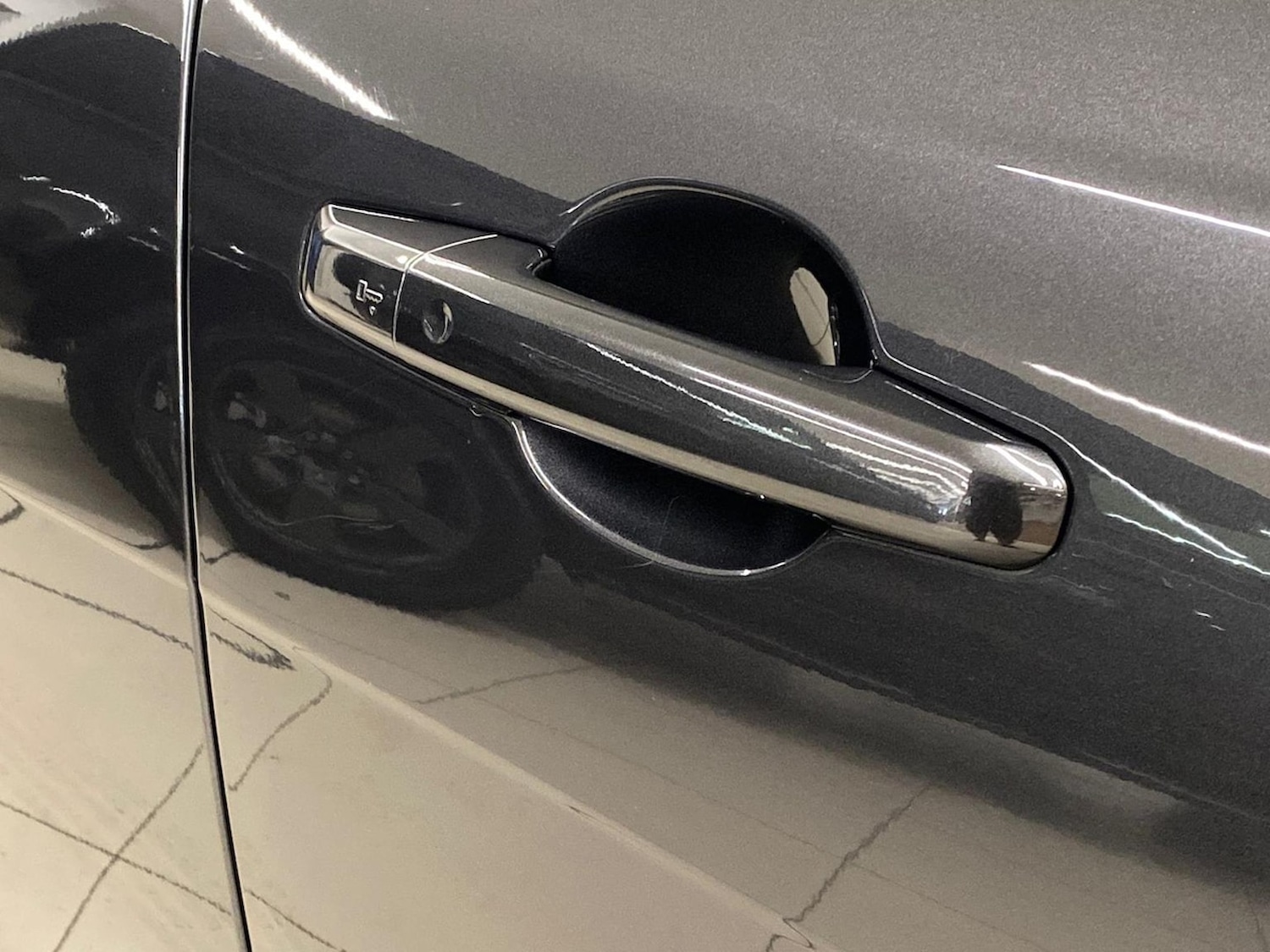 Used Jaguar XE 2023 for sale - 76357878: Photo 25