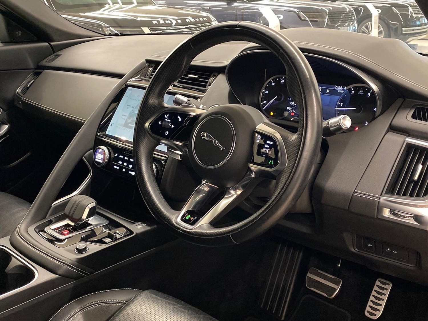 Used Jaguar E-Pace 2021 for sale - 76430803: Photo 28