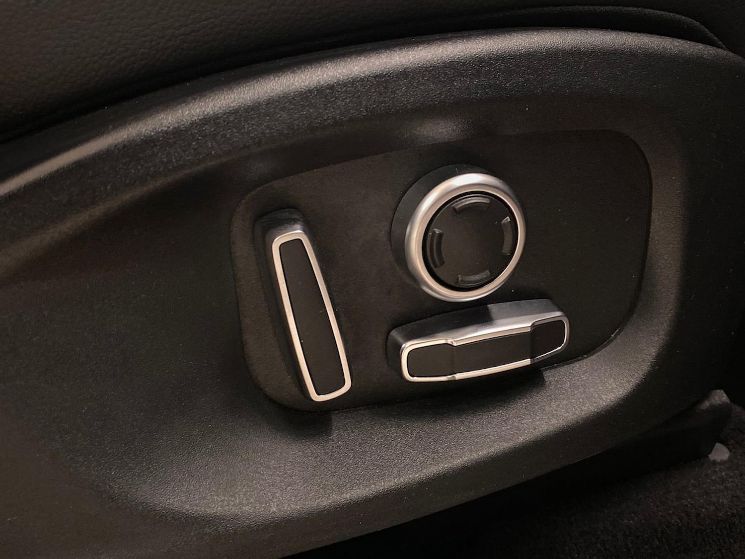 Used Jaguar E-Pace 2021 for sale - 76430803: Photo 29