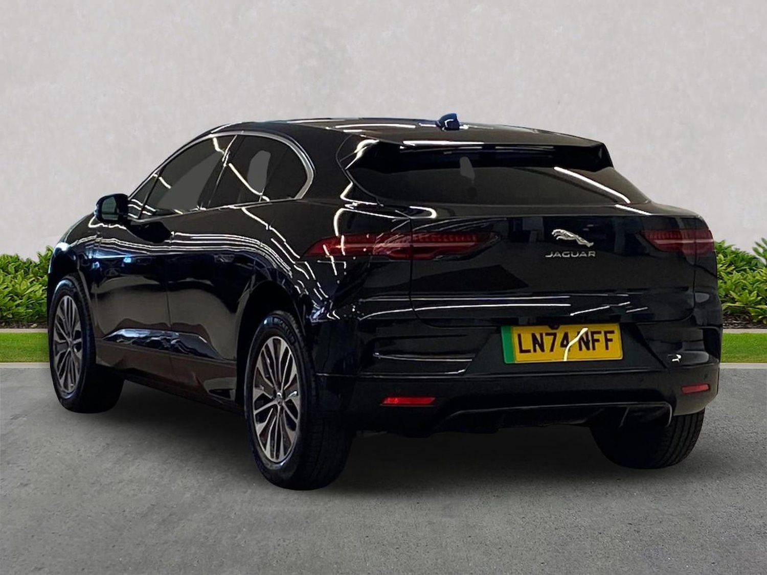 Used Jaguar I-Pace 2024 for sale - 77487665: Photo 2