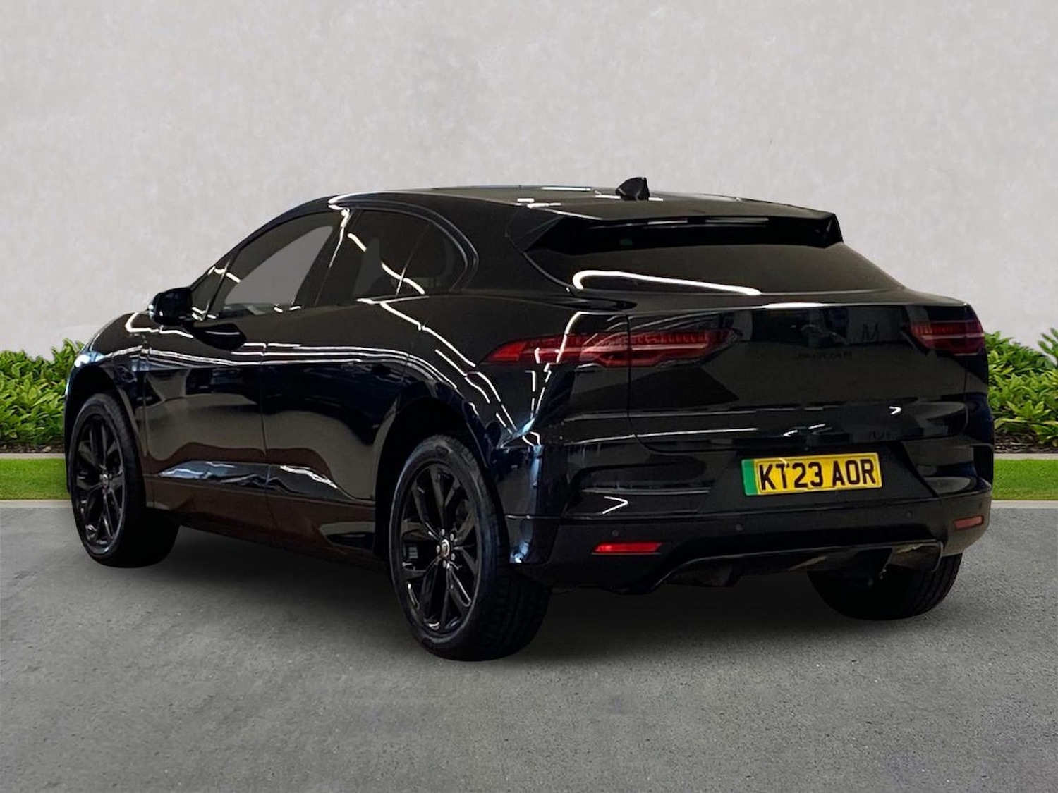 Used Jaguar I-Pace 2023 for sale - 78193874: Photo 2