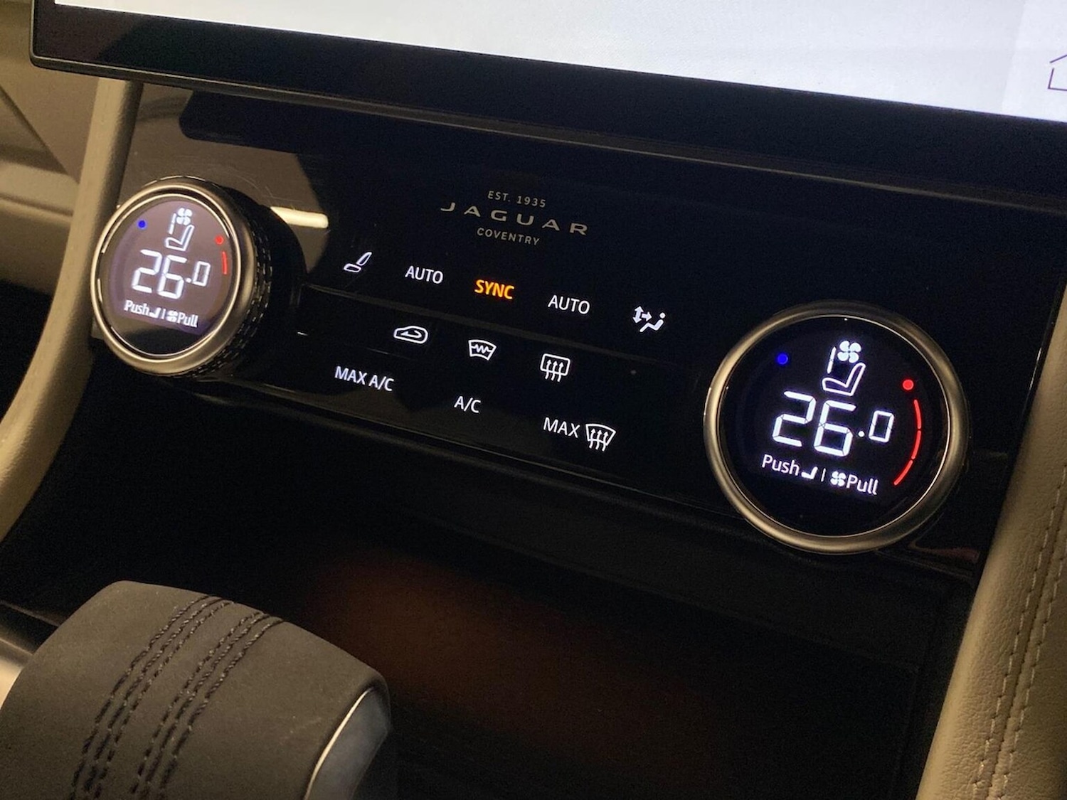 Used Jaguar F-Pace 2022 for sale - 76832038: Photo 35