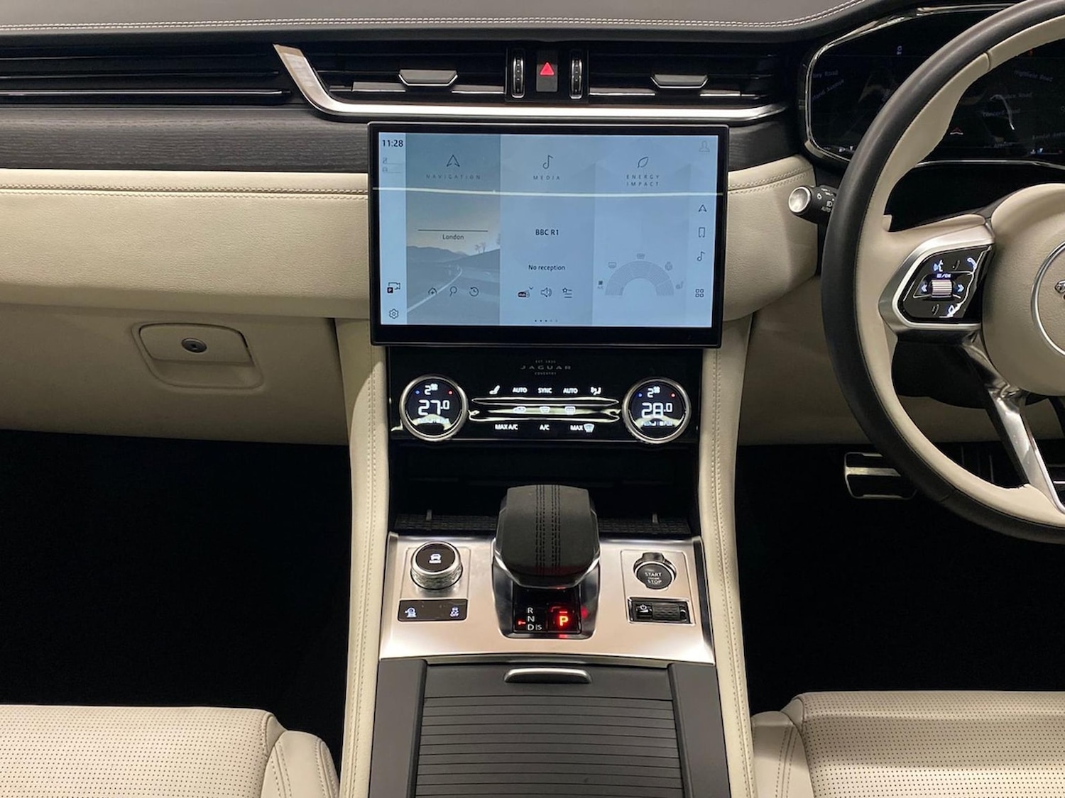 Used Jaguar F-Pace 2023 for sale - 77494910: Photo 14