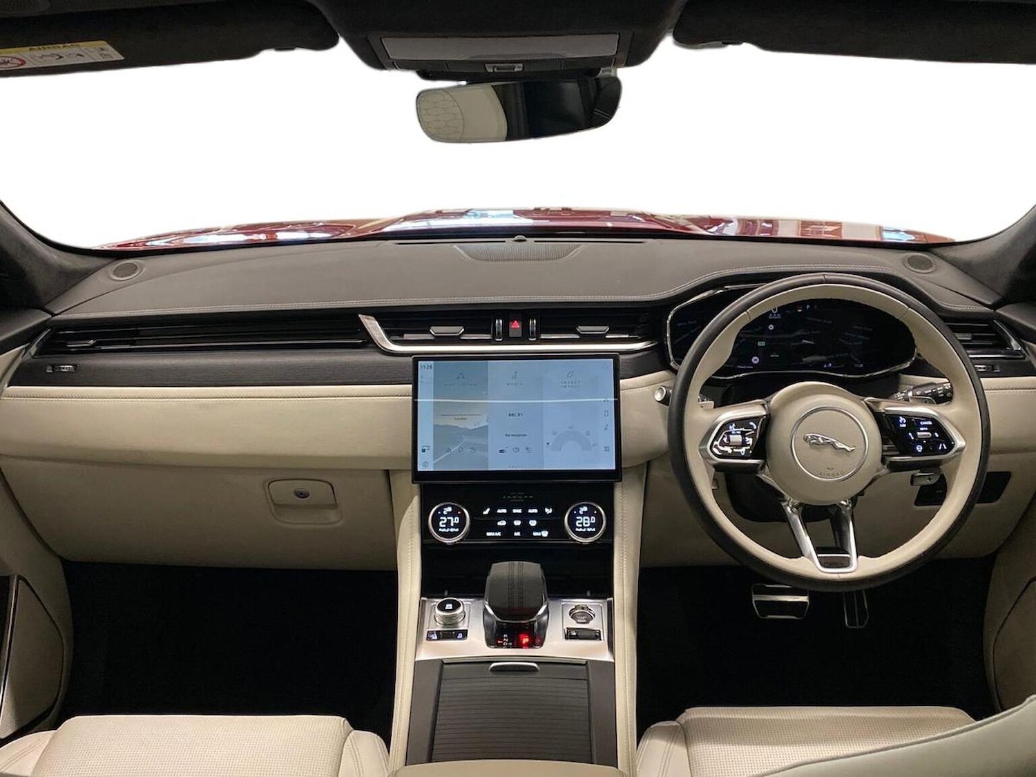 Used Jaguar F-Pace 2023 for sale - 77494910: Photo 9