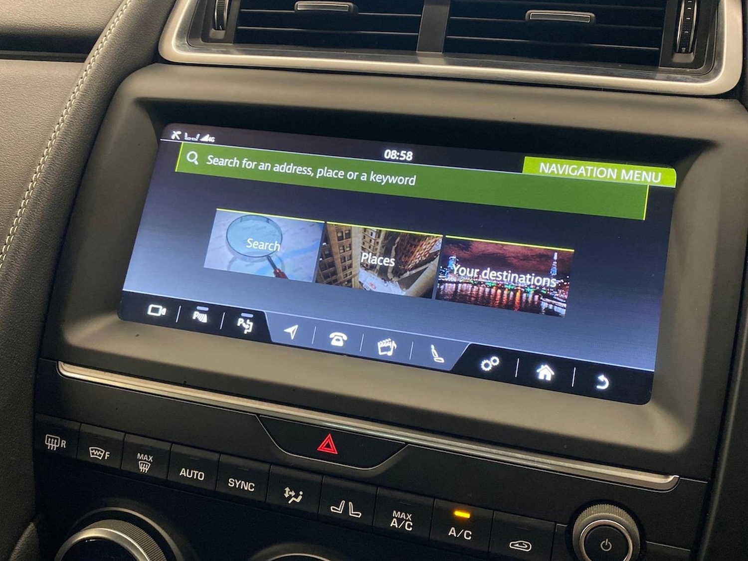 Used Jaguar E-Pace 2020 for sale - 76391763: Photo 11