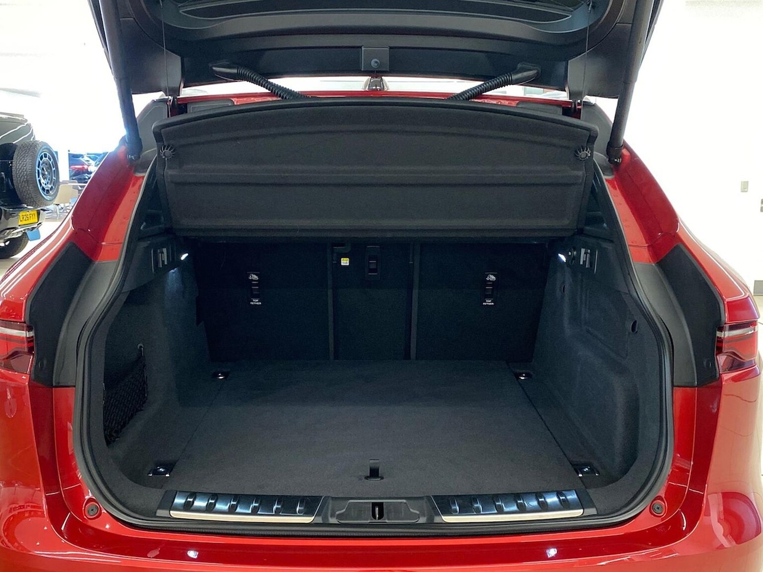 Used Jaguar F-Pace 2024 for sale - 78191022: Photo 12