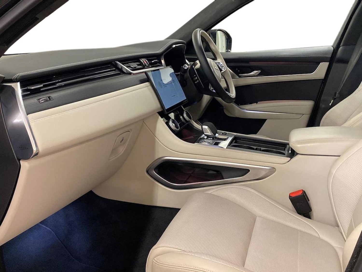 Used Jaguar F-Pace 2024 for sale - 77487644: Photo 3