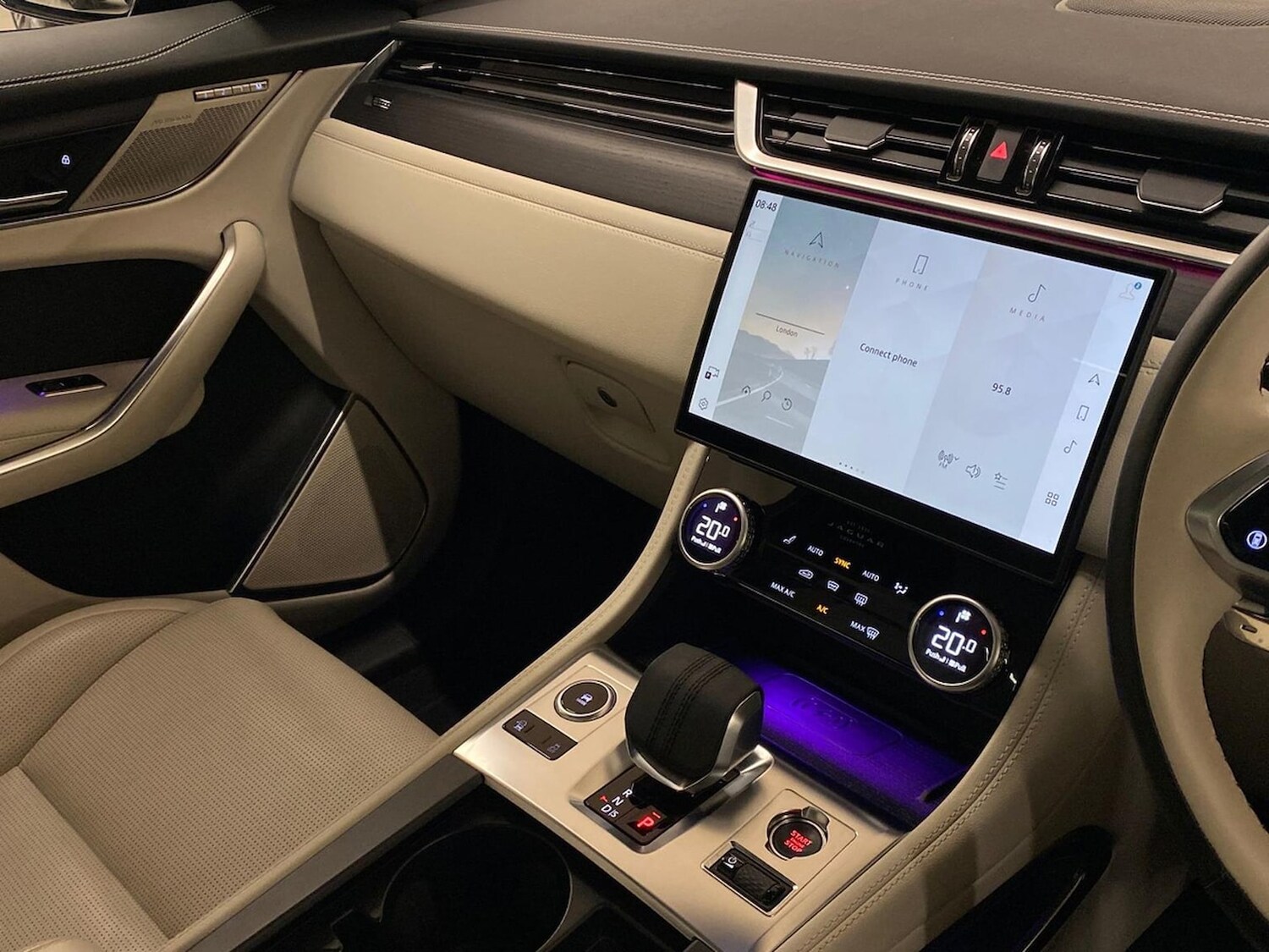 Used Jaguar F-Pace 2024 for sale - 77487644: Photo 33