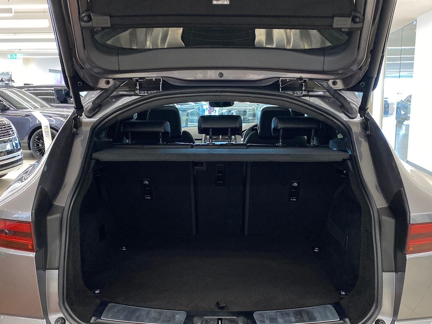 Used Jaguar E-Pace 2021 for sale - 76387167: Photo 10