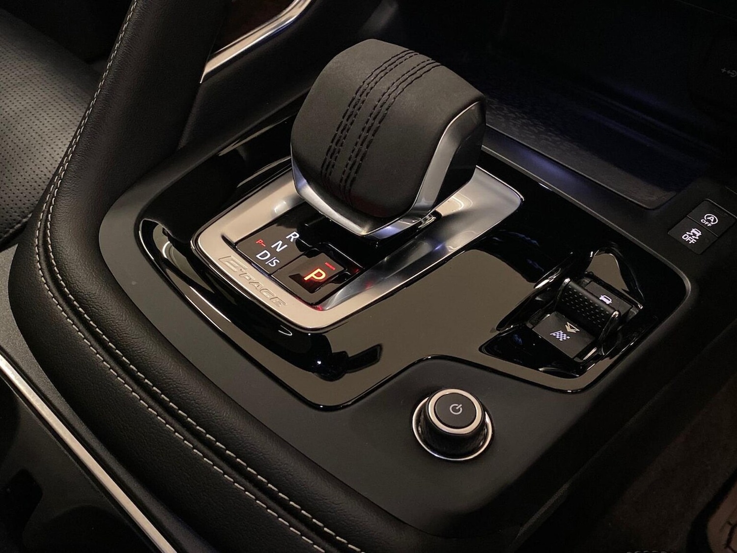 Used Jaguar E-Pace 2021 for sale - 76387167: Photo 13