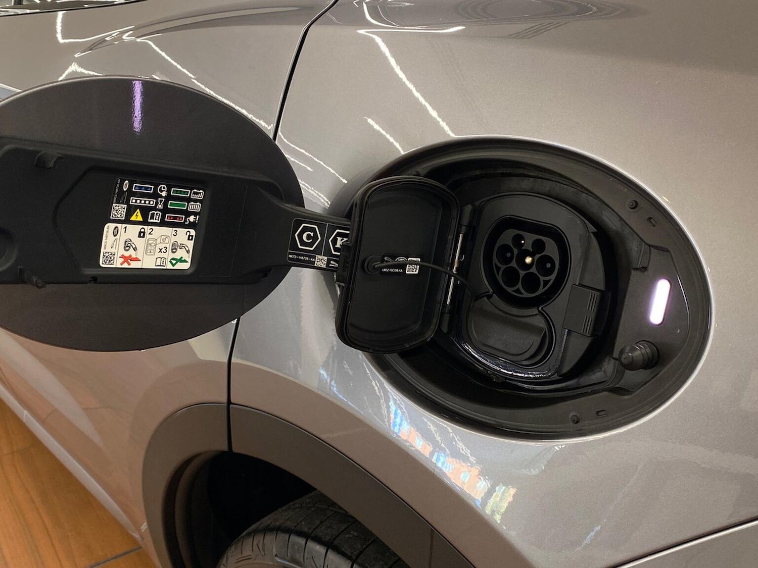 Used Jaguar E-Pace 2021 for sale - 76387167: Photo 21