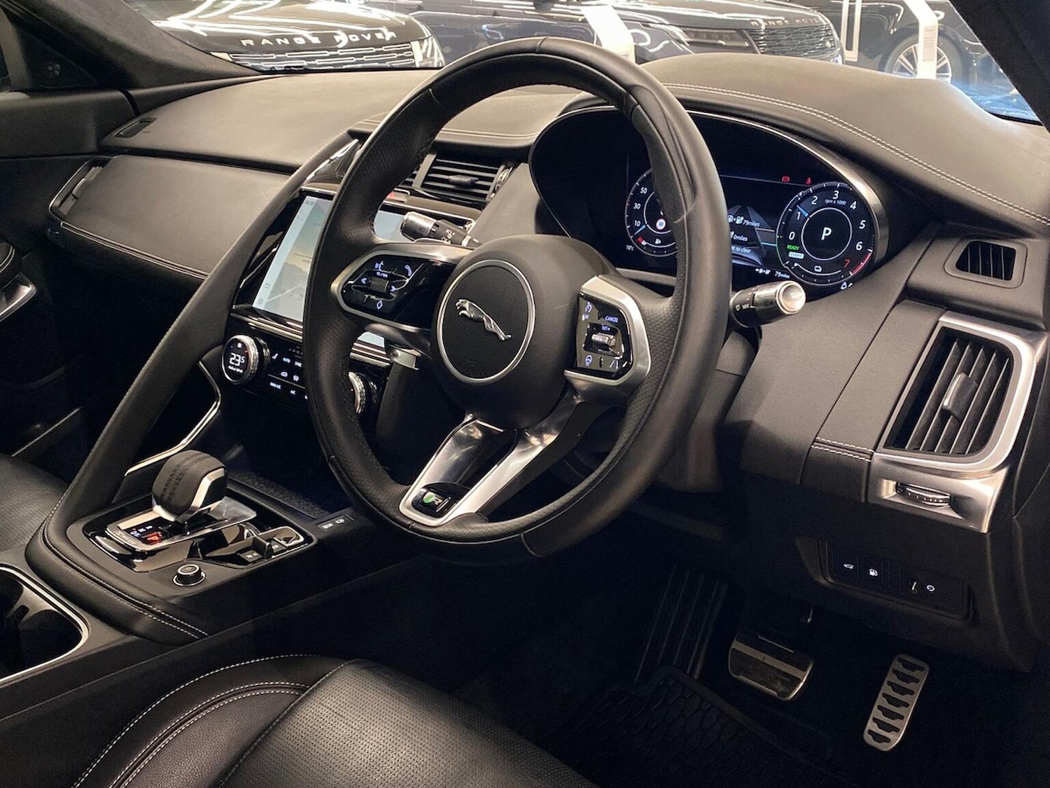 Used Jaguar E-Pace 2021 for sale - 76387167: Photo 31