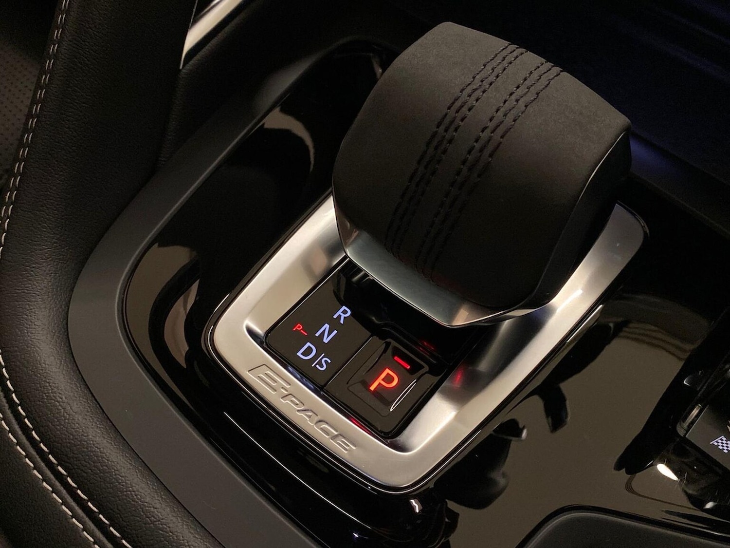 Used Jaguar E-Pace 2021 for sale - 76387167: Photo 42