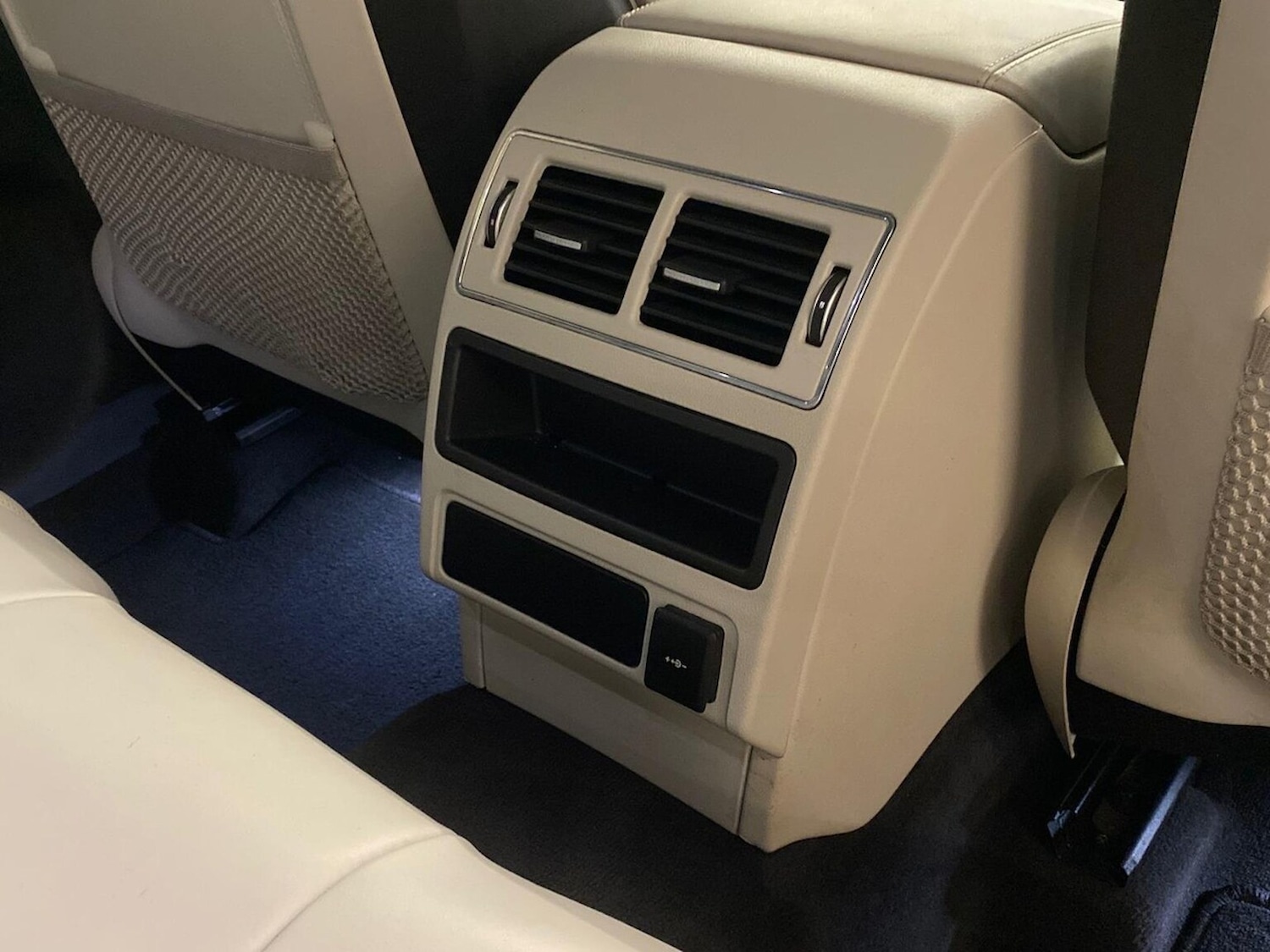 Used Jaguar F-Pace 2023 for sale - 76918981: Photo 18