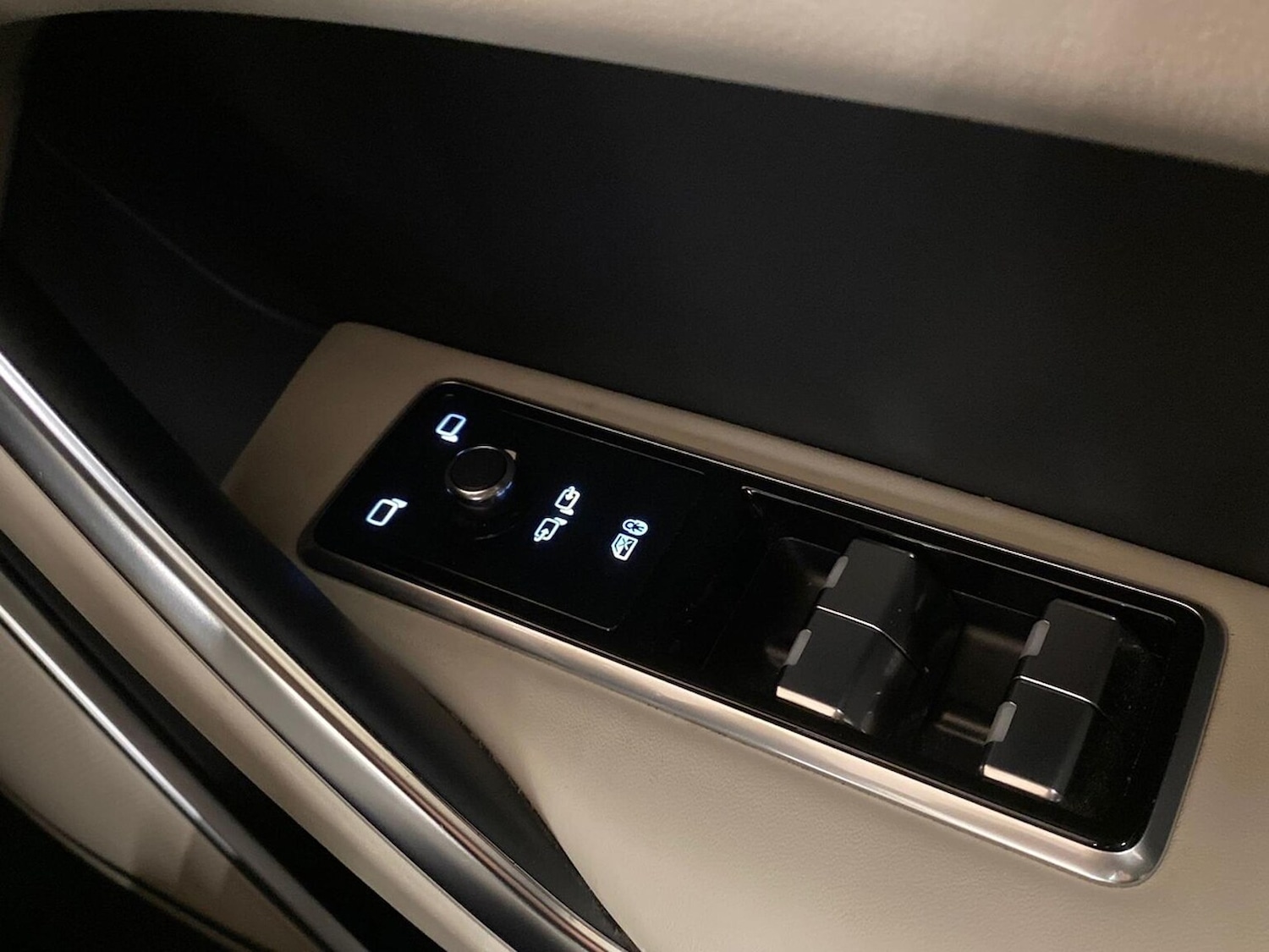 Used Jaguar F-Pace 2023 for sale - 76918981: Photo 35