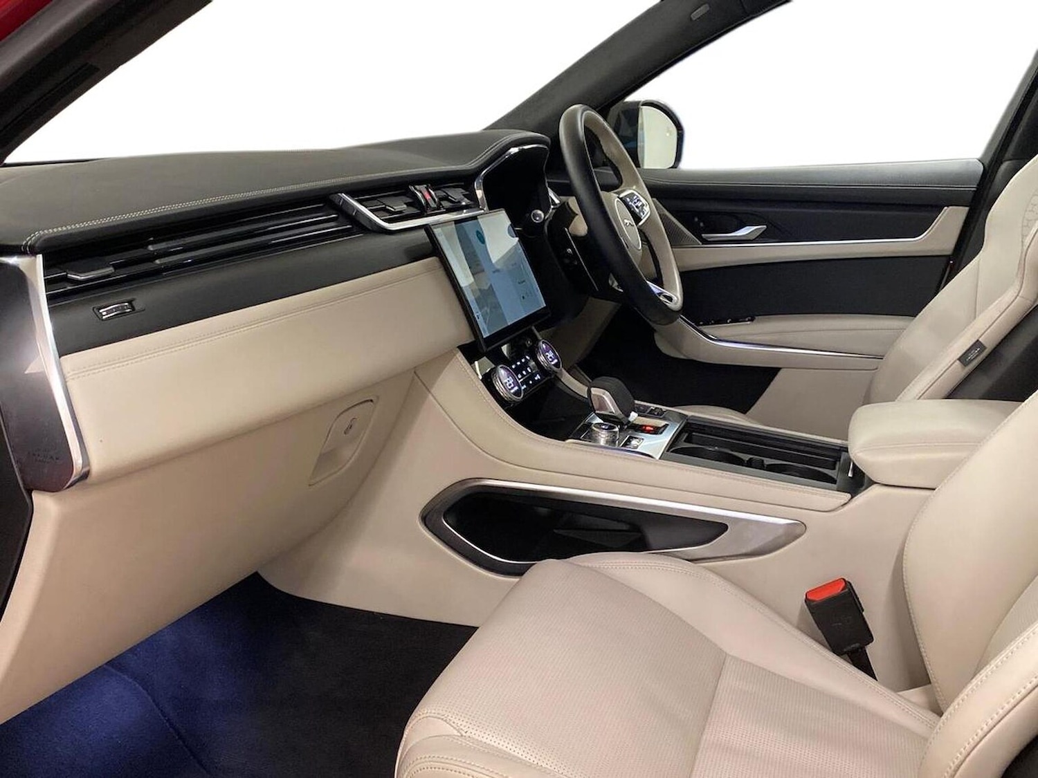 Used Jaguar F-Pace 2023 for sale - 77487608: Photo 3