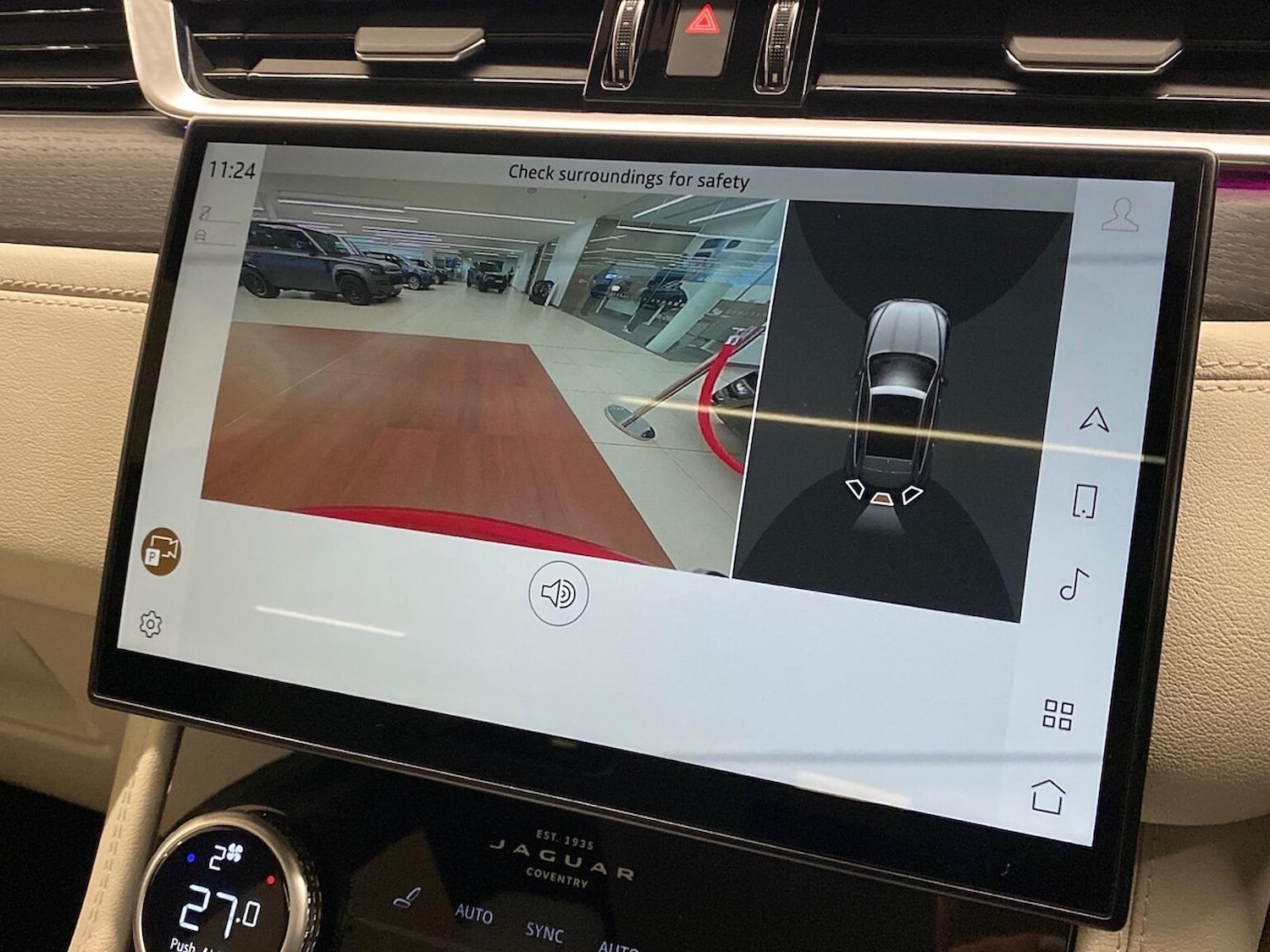 Used Jaguar F-Pace 2023 for sale - 76832042: Photo 12