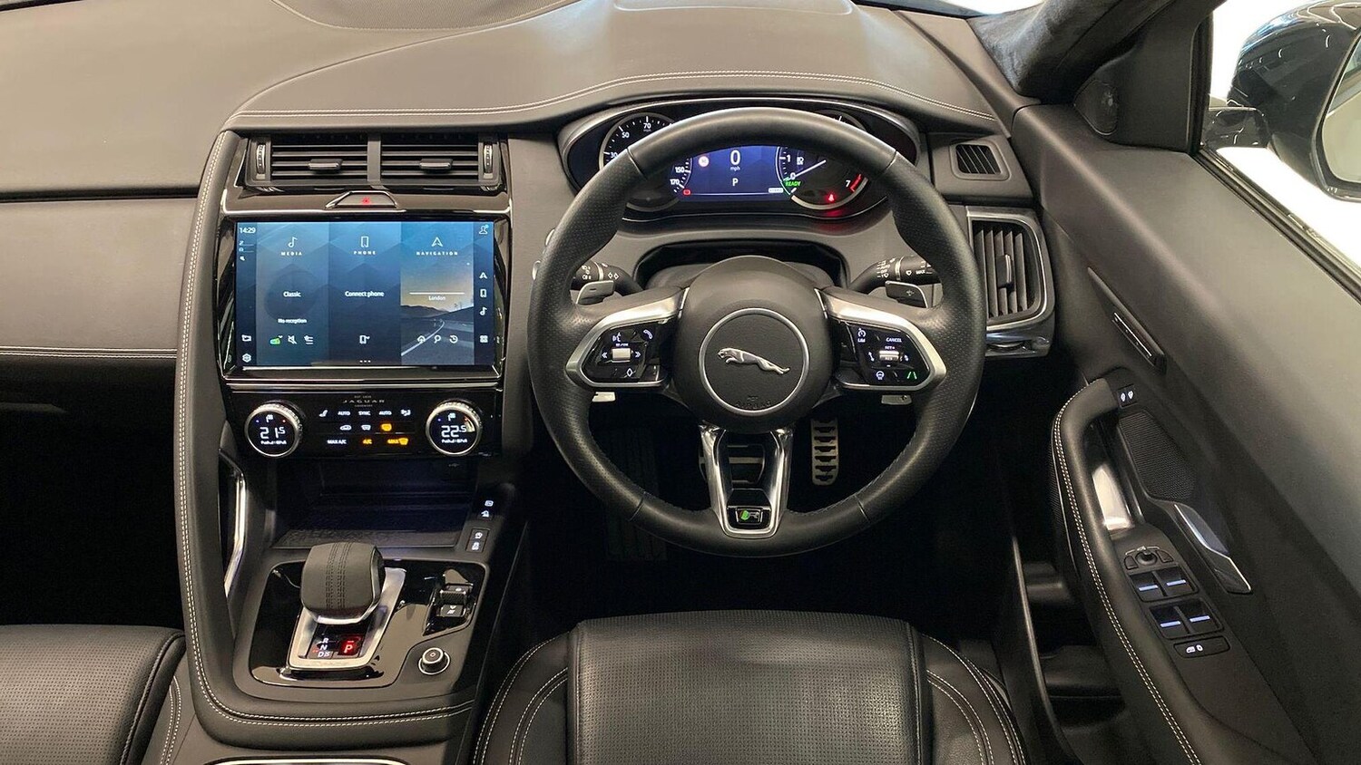 Used Jaguar E-Pace 2023 for sale - 78193824: Photo 15