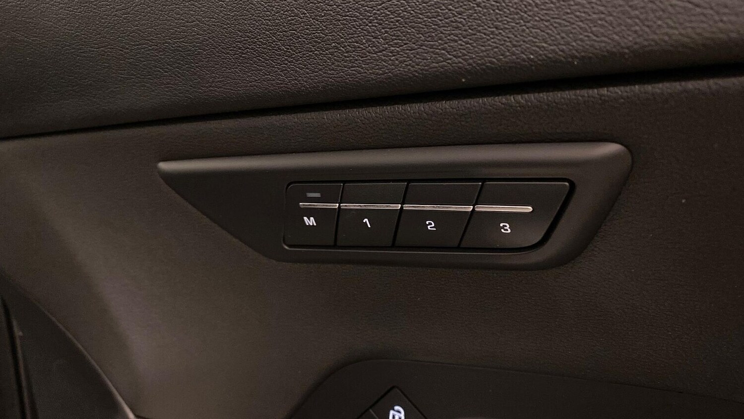 Used Jaguar E-Pace 2023 for sale - 78193824: Photo 31