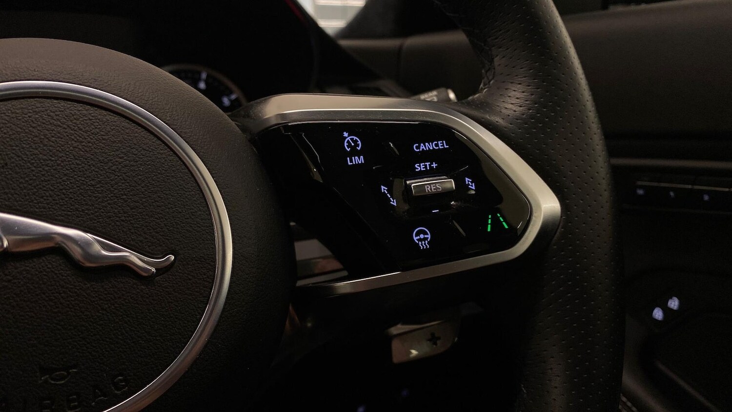 Used Jaguar E-Pace 2023 for sale - 78193824: Photo 34