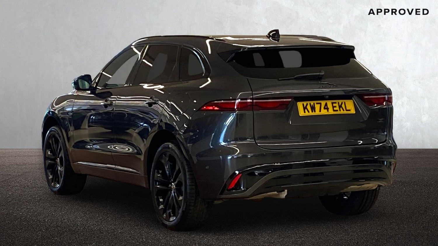 Used Jaguar F-Pace 2024 for sale - 78194127: Photo 2