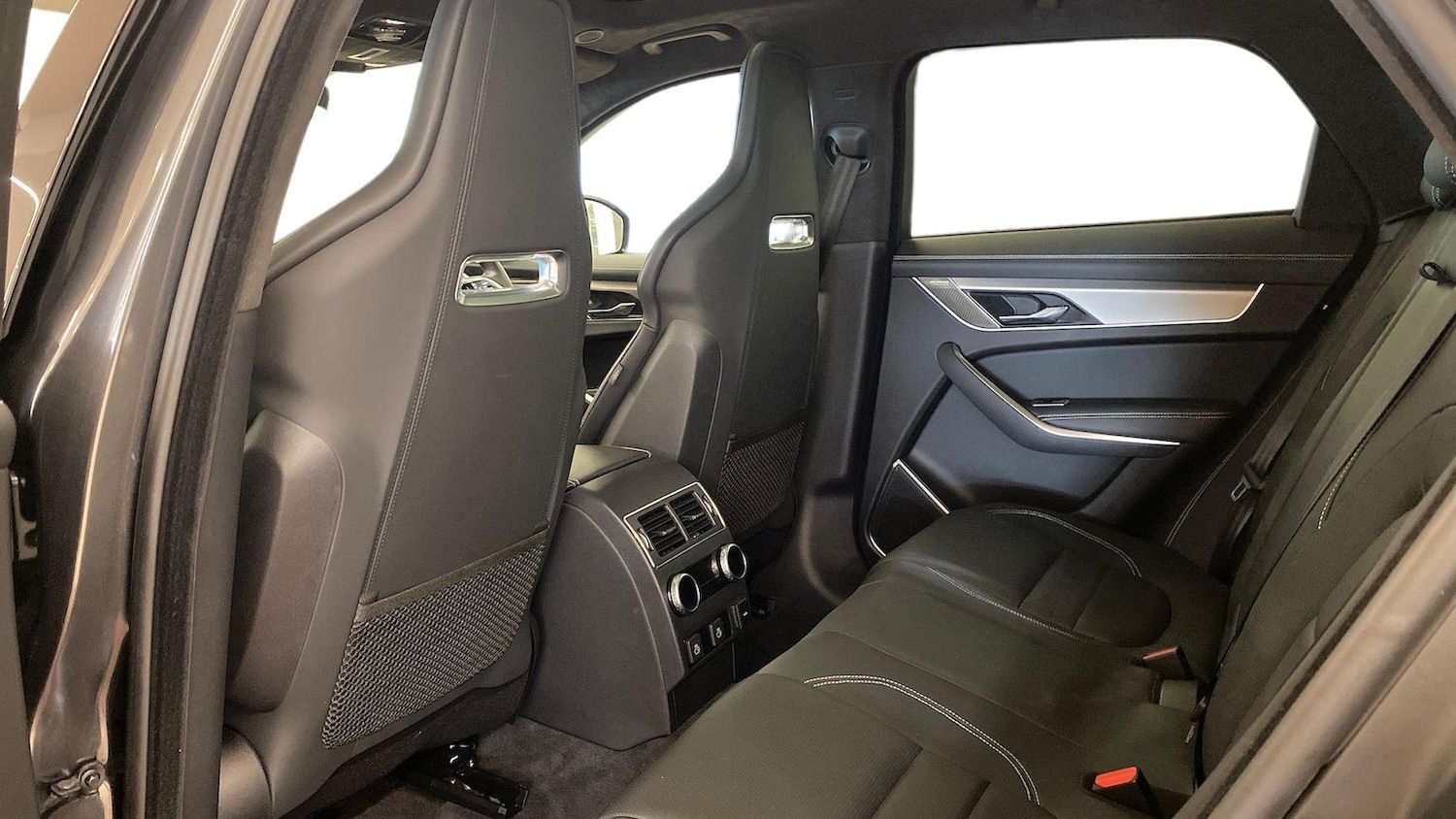 Used Jaguar F-Pace 2024 for sale - 78194127: Photo 4