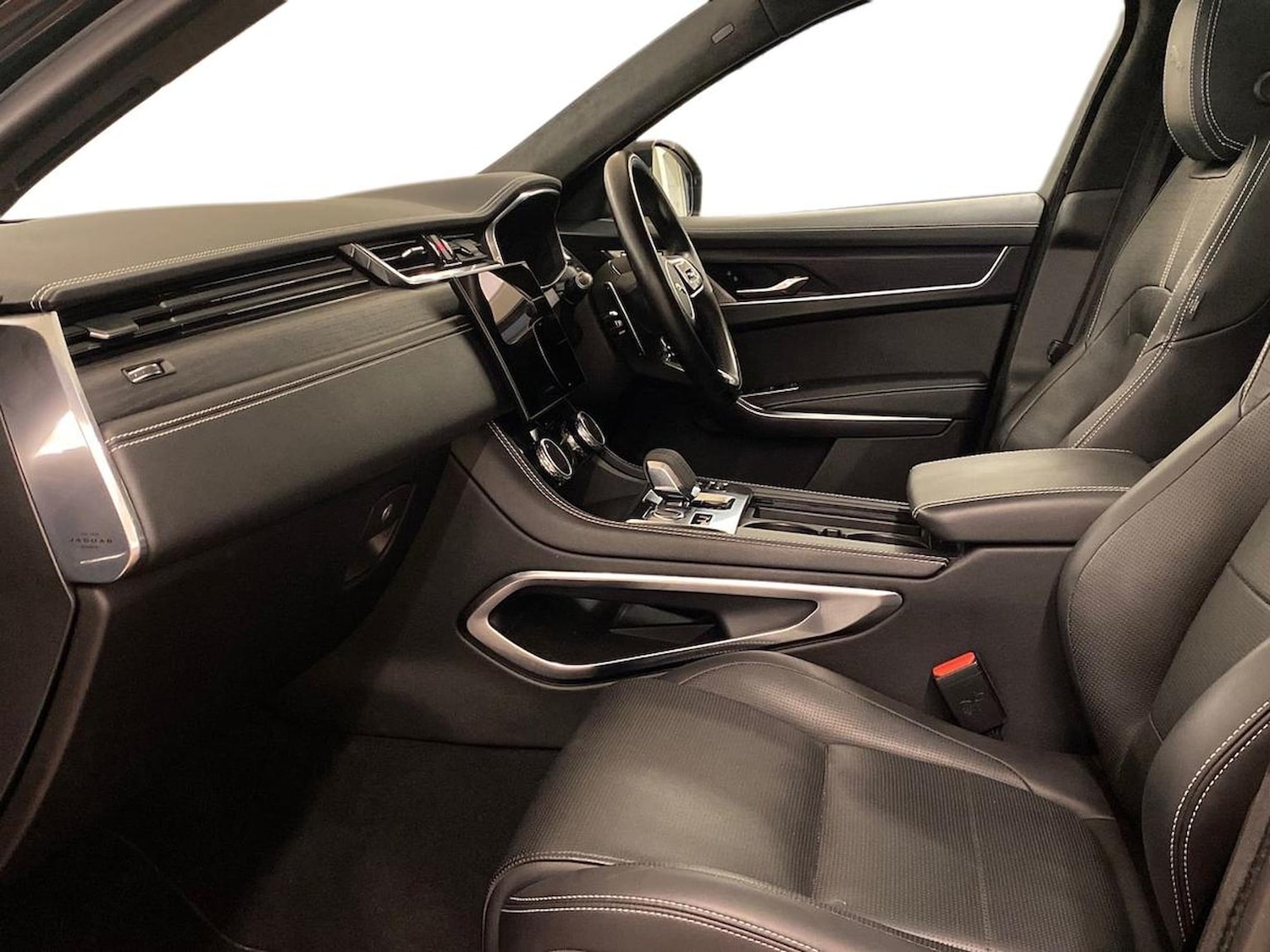 Used Jaguar F-Pace 2021 for sale - 76651230: Photo 3