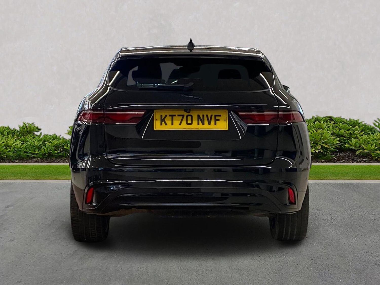 Used Jaguar F-Pace 2021 for sale - 76651230: Photo 6