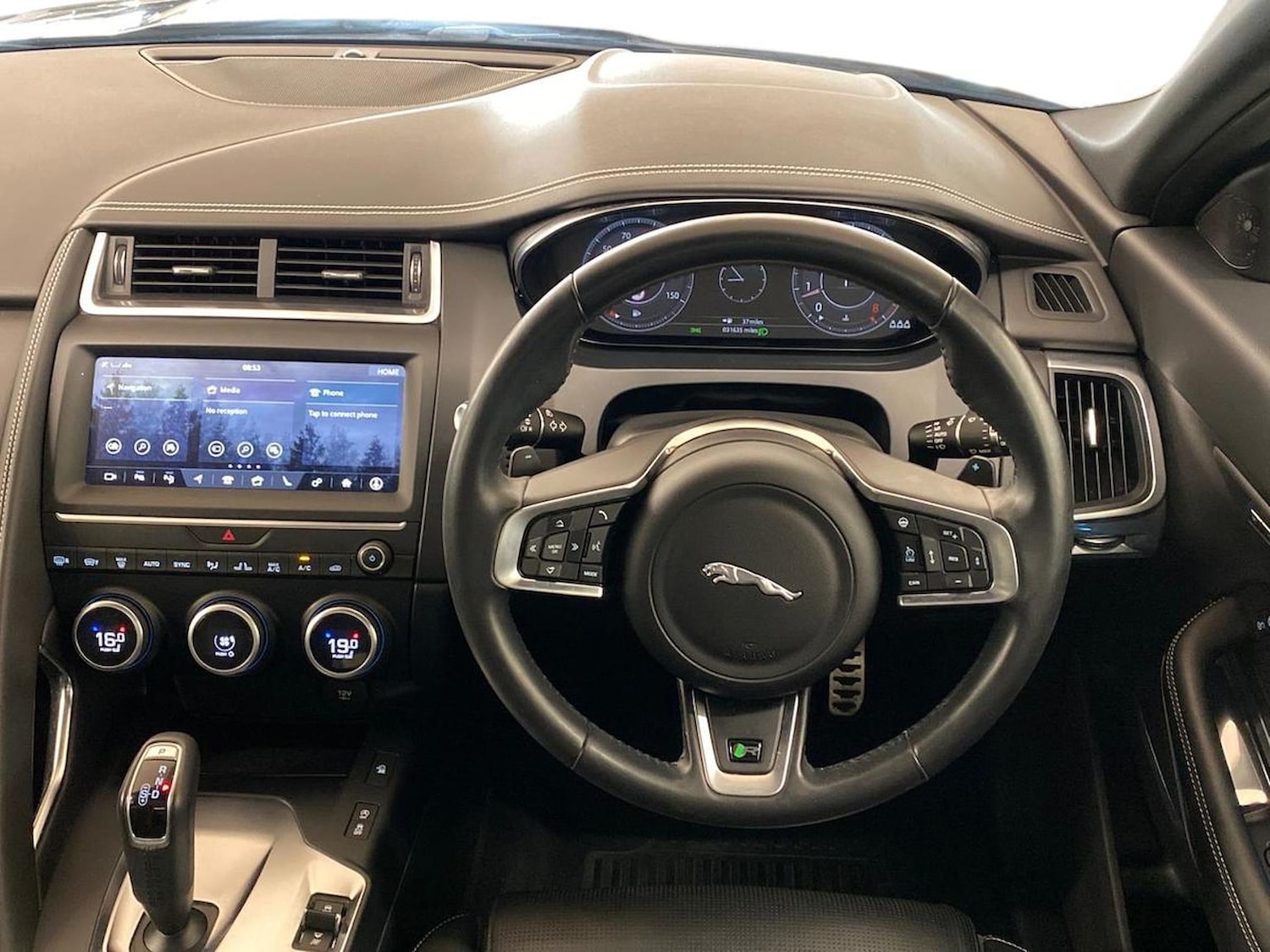 Used Jaguar E-Pace 2020 for sale - 77028146: Photo 17